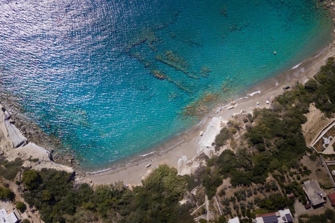 Porto Belissario Hotell Ferma Exteriör bild