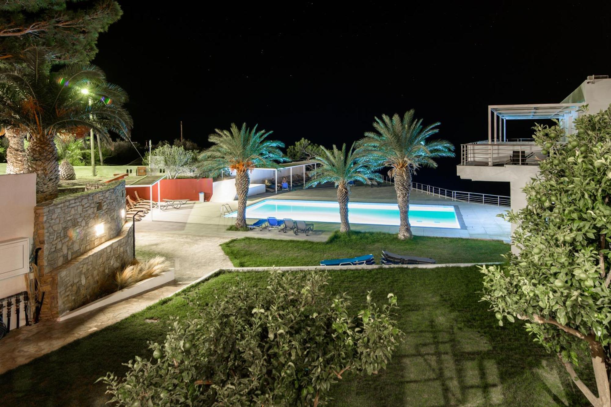Porto Belissario Hotell Ferma Exteriör bild